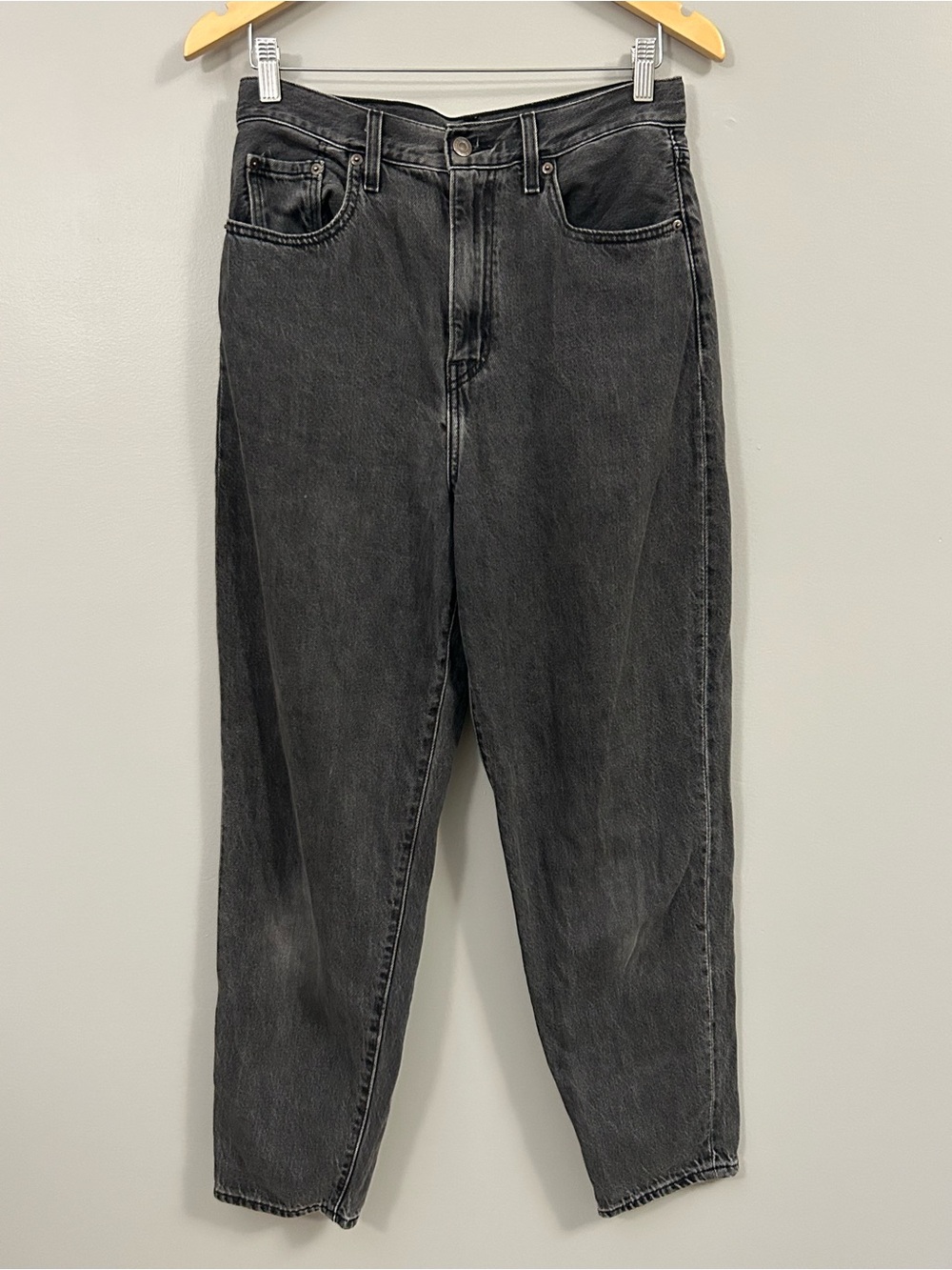 Levi's High Loose Taper Women’s Washed Black Relaxed Jeans Size 28